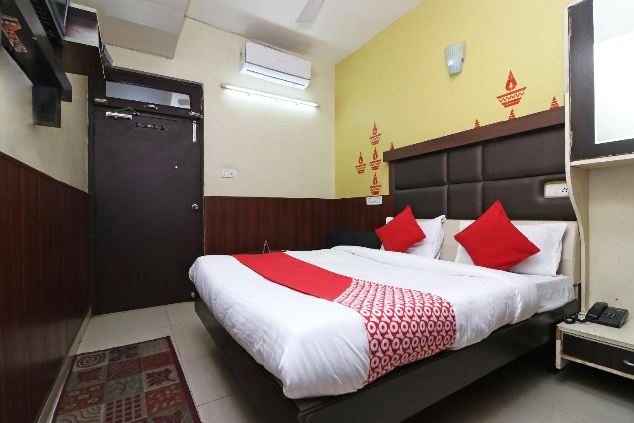 Oyo 2075 Hotel Kota Royal Ngoại thất bức ảnh