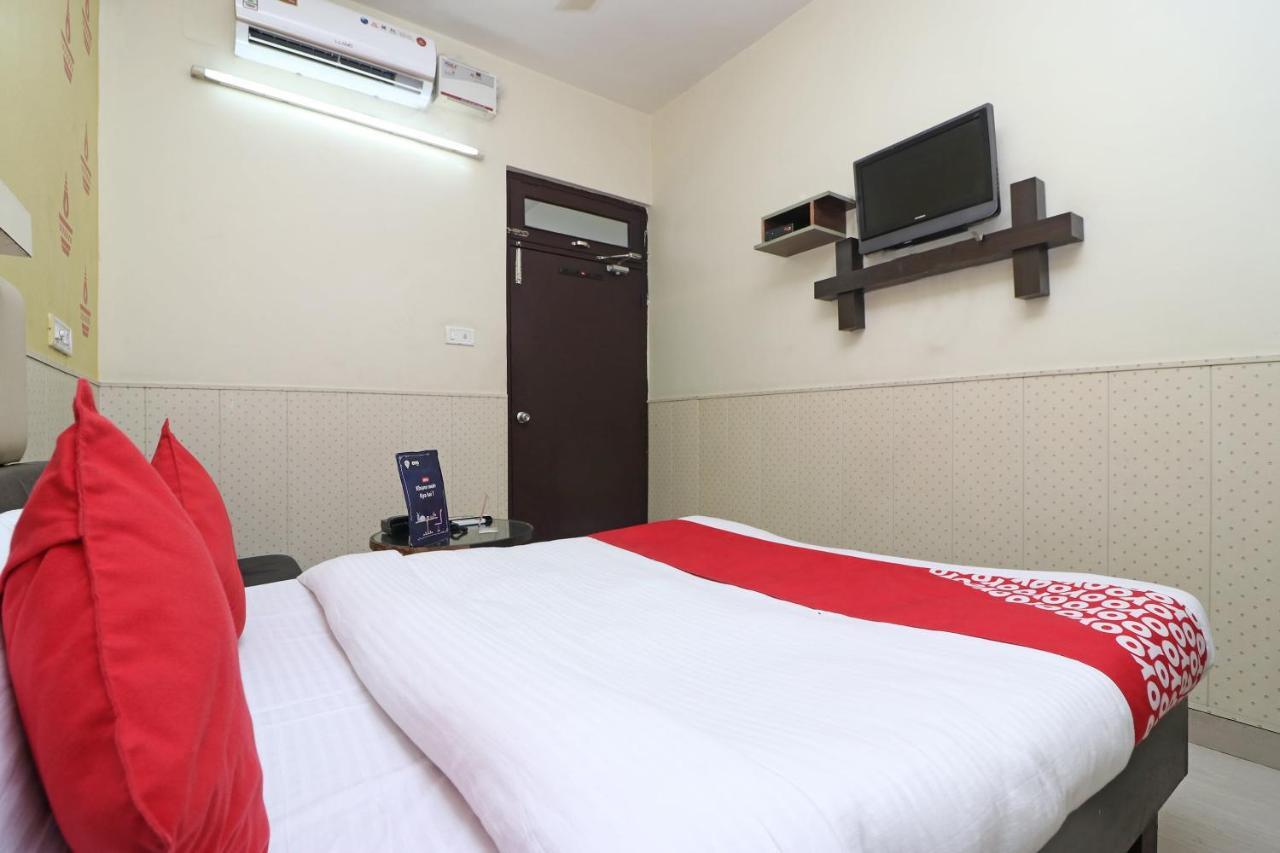 Oyo 2075 Hotel Kota Royal Ngoại thất bức ảnh