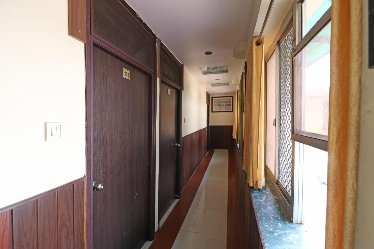 Oyo 2075 Hotel Kota Royal Ngoại thất bức ảnh