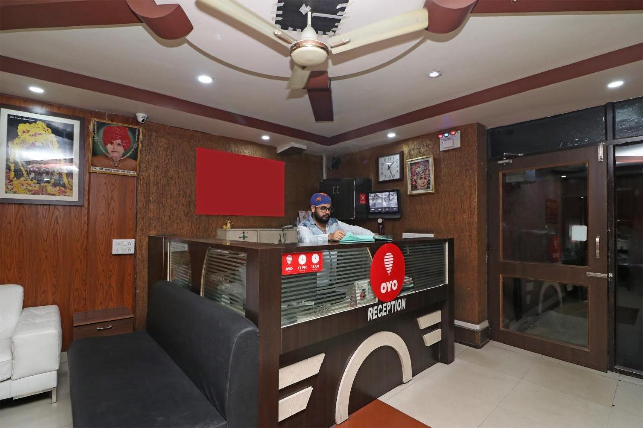 Oyo 2075 Hotel Kota Royal Ngoại thất bức ảnh