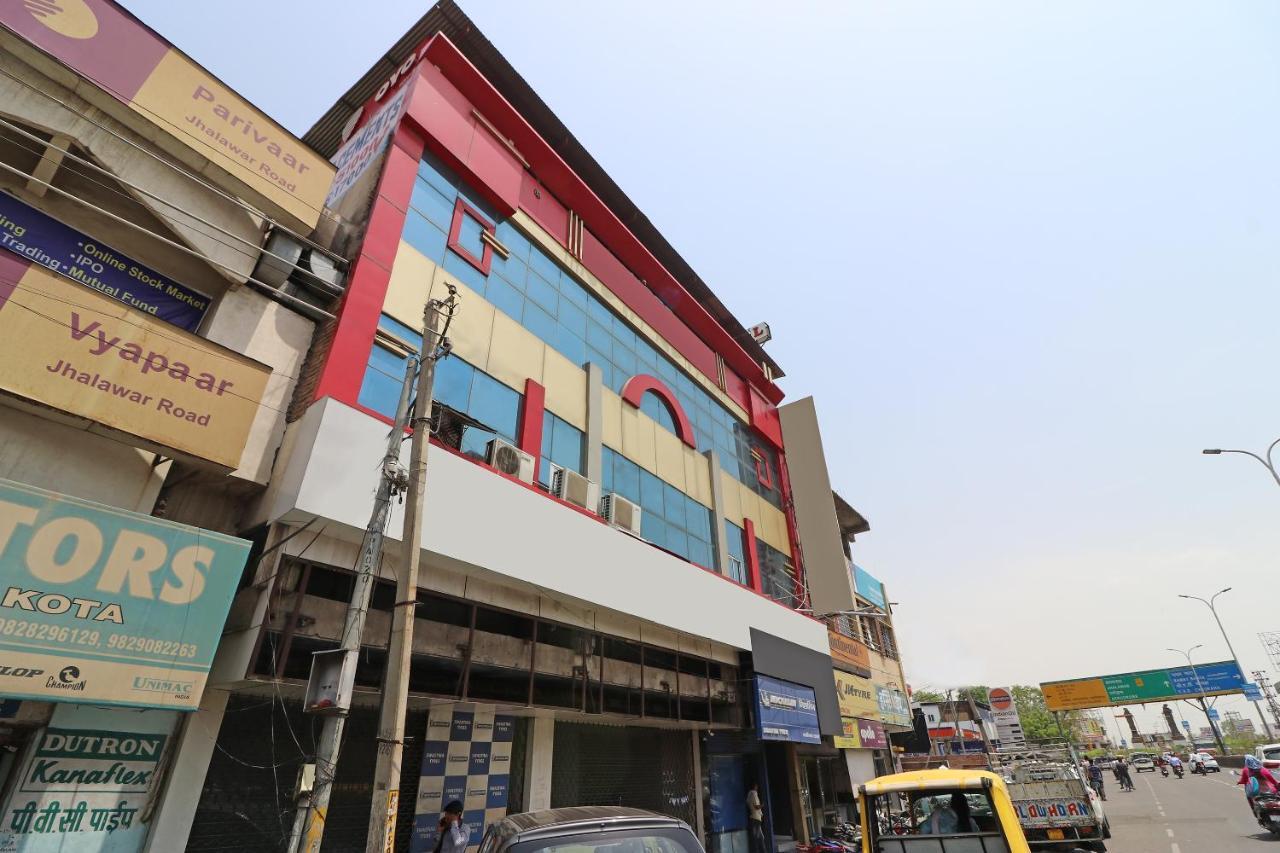 Oyo 2075 Hotel Kota Royal Ngoại thất bức ảnh